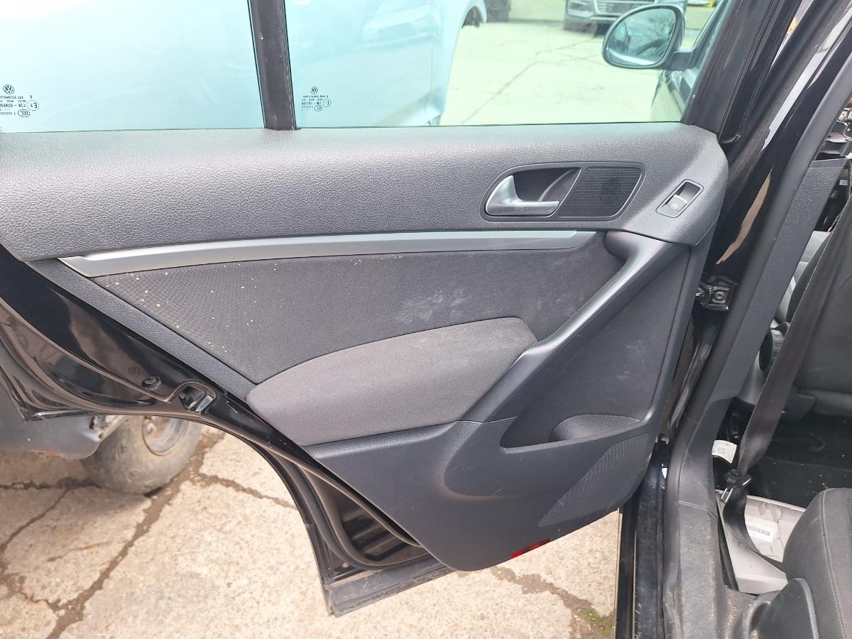 Tapiterie panou portiera spate stanga VOLKSWAGEN TIGUAN 5N_ 2010 - 2015