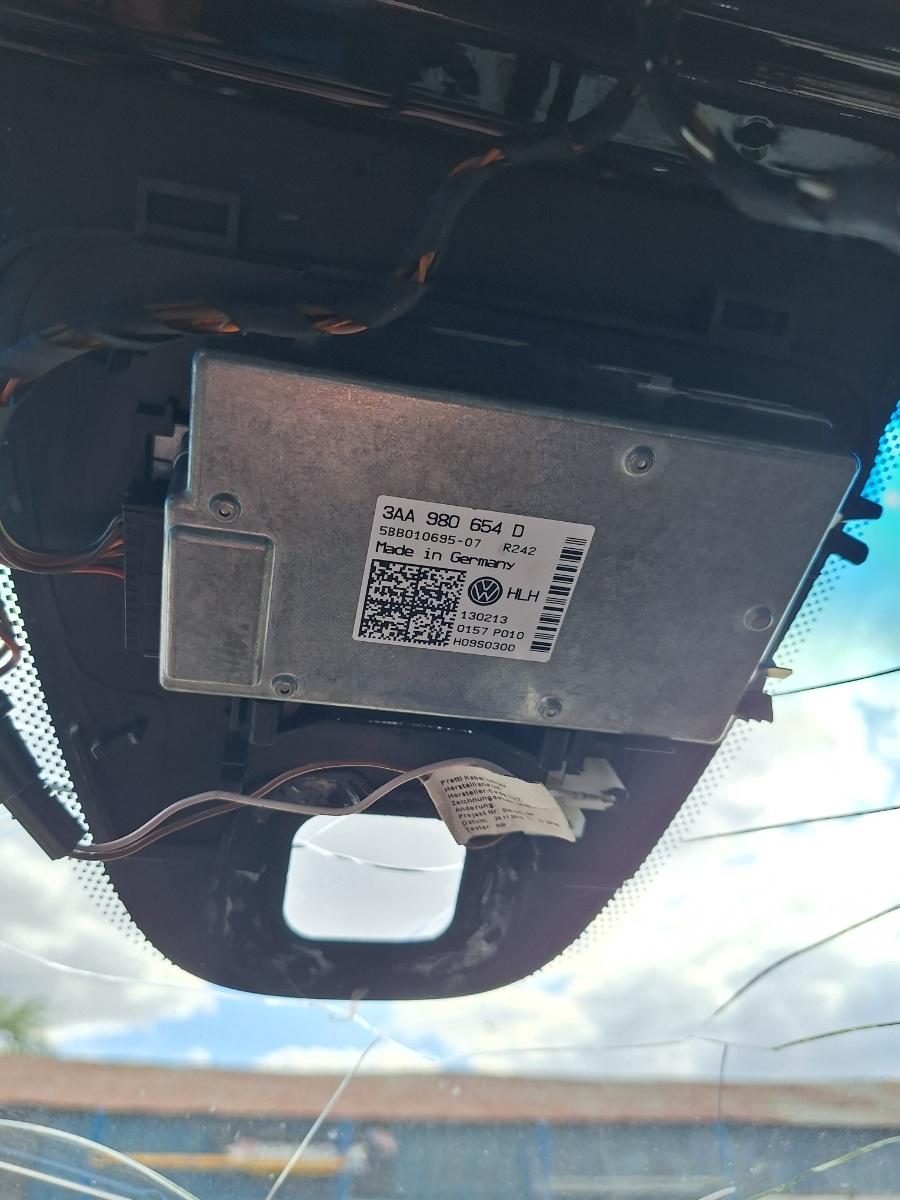 Camera video parbriz VOLKSWAGEN TIGUAN 5N_ 2007 -> 2.0 TDI CBAB, CFFB 3AA980654D
