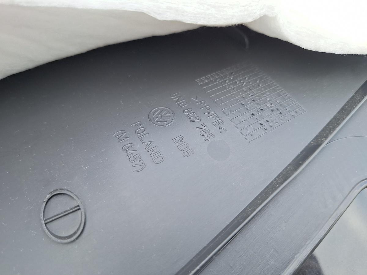 Ornament inferior lateral bancheta spate stanga VOLKSWAGEN TIGUAN 5N_ 2007 -> 2.0 TDI CBAB, CFFB 5N0867765