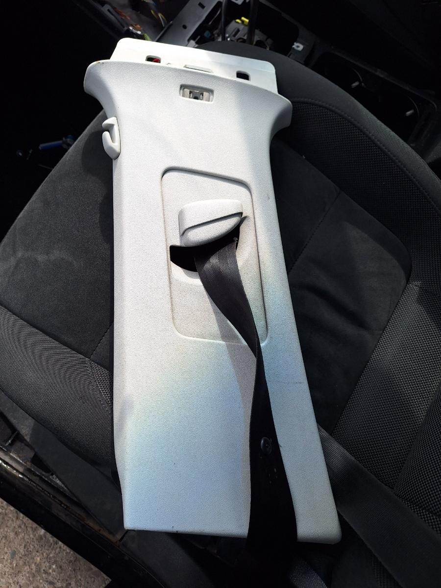 Ornament stalp (B) (superior) stanga VOLKSWAGEN TIGUAN 5N_ 2007 -> 2.0 TDI CBAB, CFFB 5N0867234B