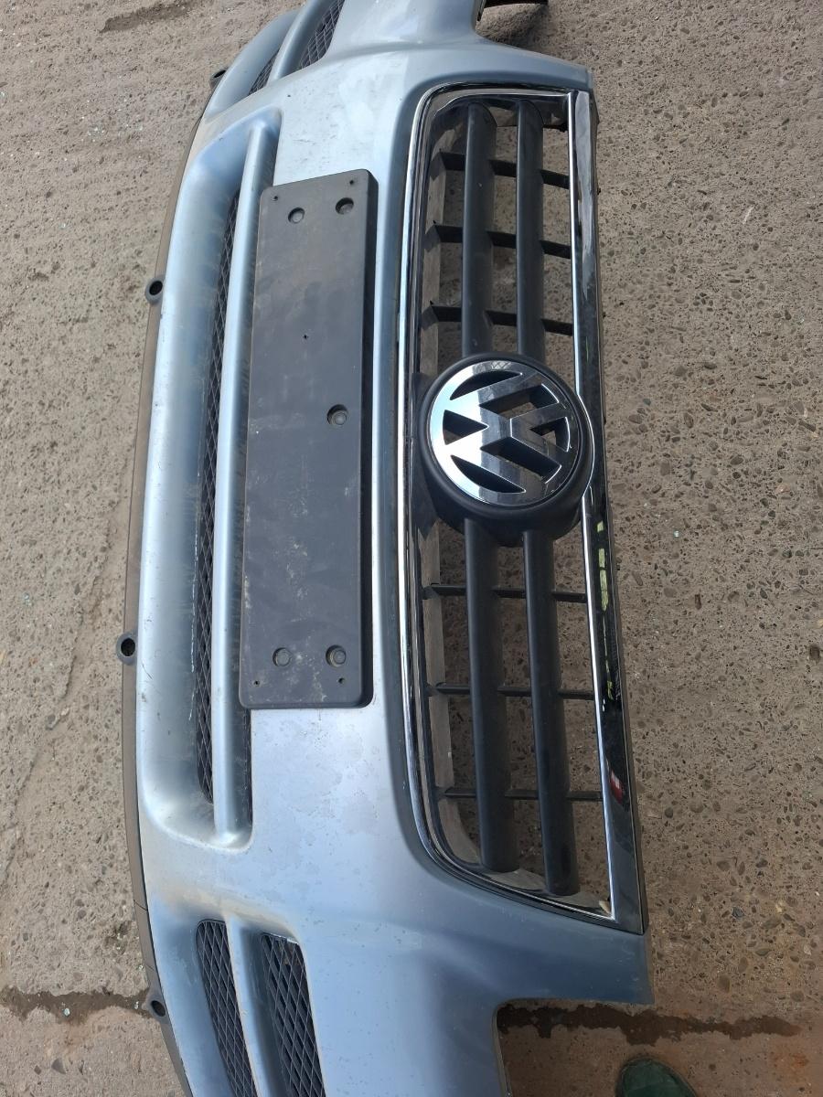 Bara fata completa cu gauri de senzori VOLKSWAGEN TOUAREG 7LA, 7L6, 7L7 2002 - 2006 2.5 R5 TDI BAC, BPE