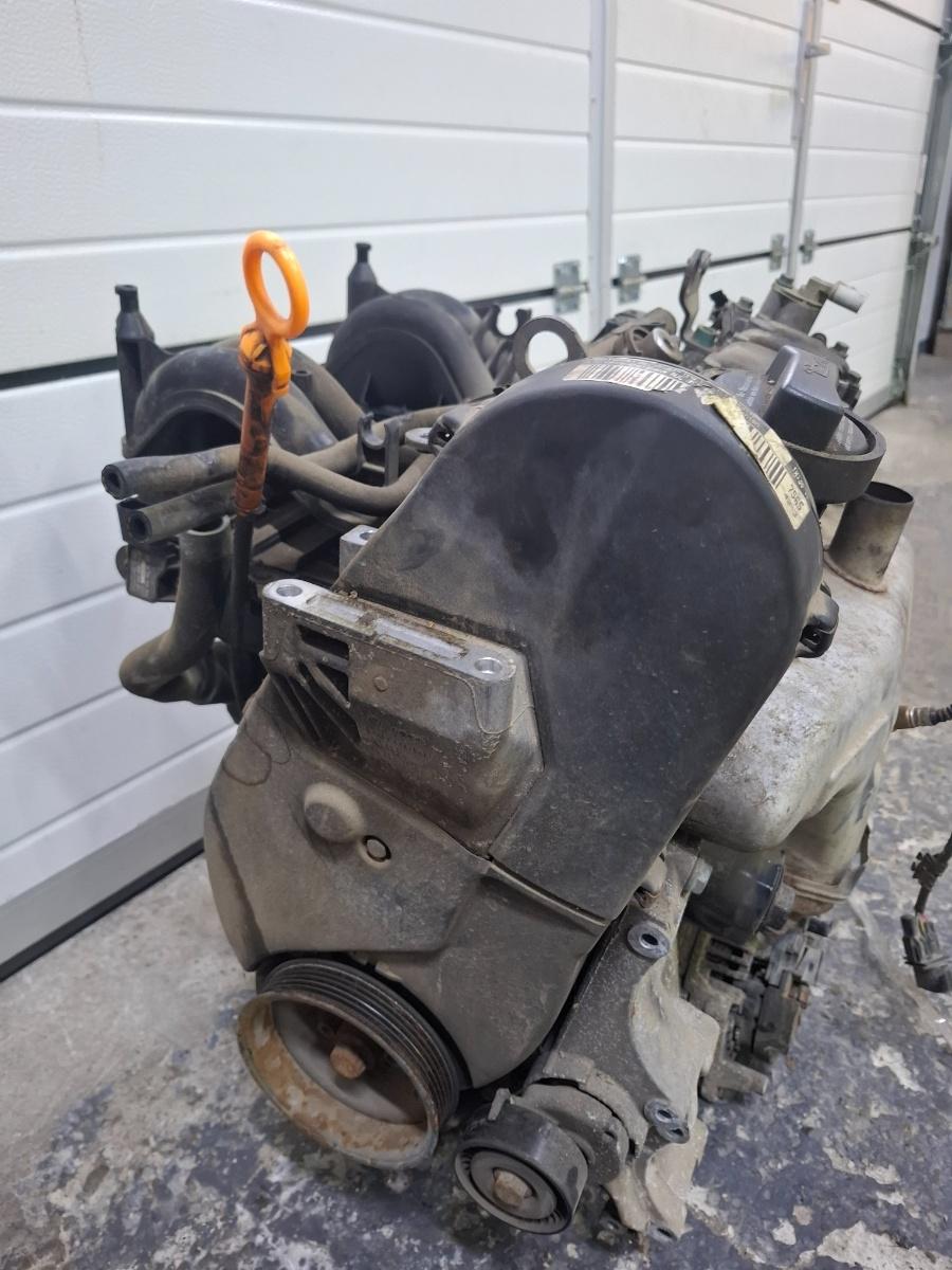 Motor 1.0 AUC VOLKSWAGEN POLO 6N2 1999 - 2001