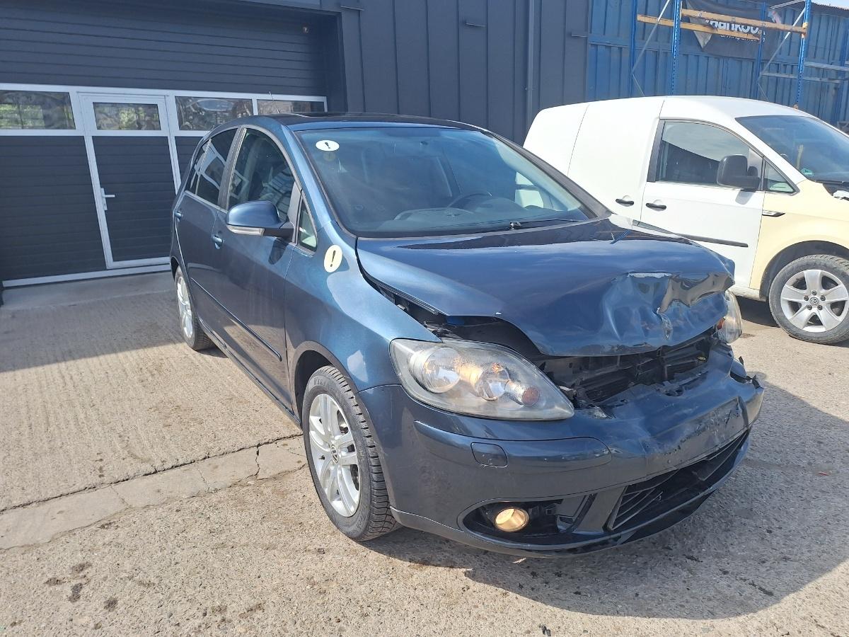 Dezmembrez VOLKSWAGEN GOLF PLUS 5M1, 521 2007 2.0 TDI BMM 103KW|140HP
