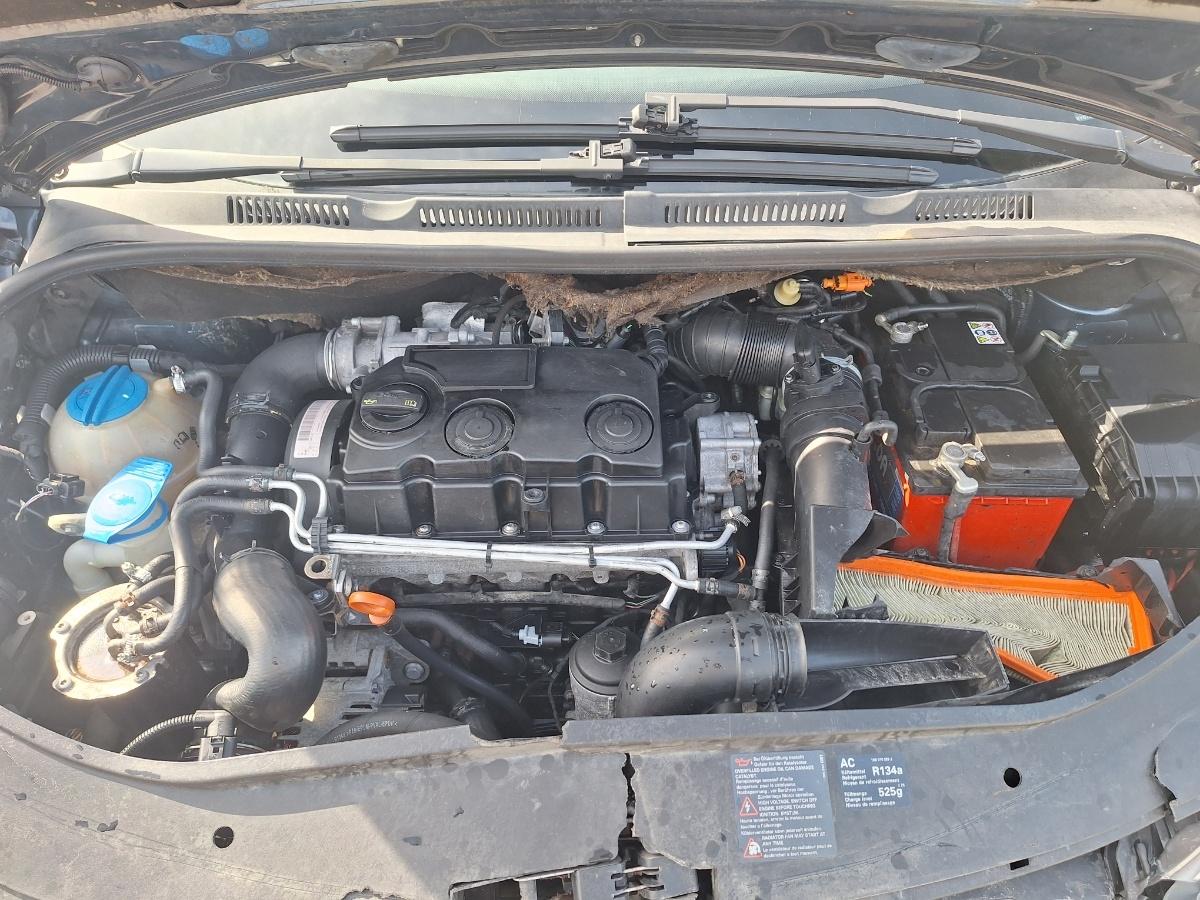 Dezmembrez VOLKSWAGEN GOLF PLUS 5M1, 521 2007 2.0 TDI BMM 103KW|140HP