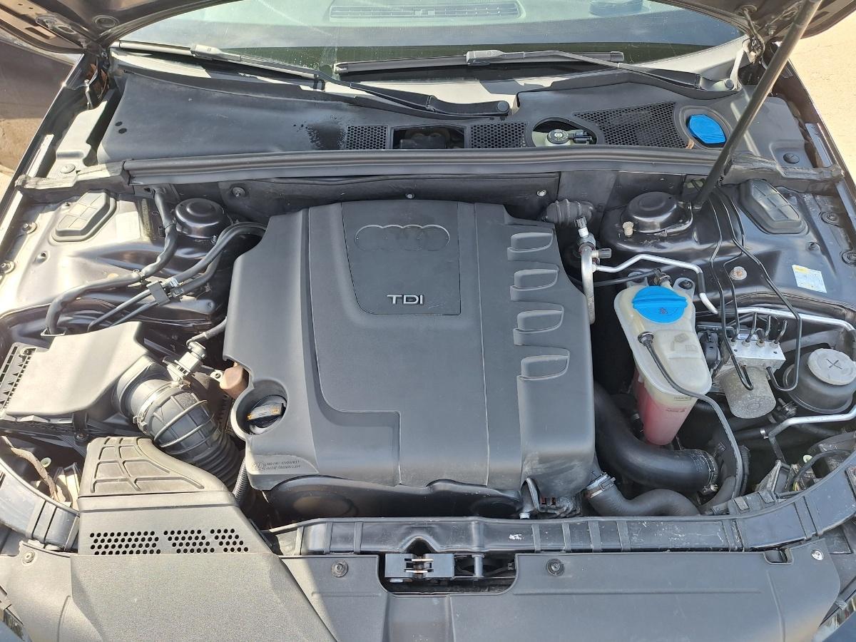 Dezmembrez AUDI A4 IV Avant 8K5, B8 2010 2.0 TDI CAGA 105KW|143HP