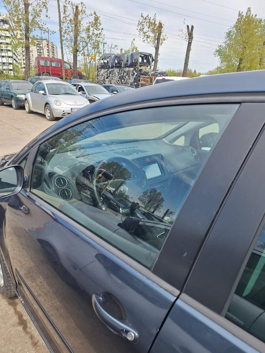 Geam portiera fata stanga VOLKSWAGEN GOLF PLUS 5M1, 521 2004 - 2013 2.0 TDI BMM