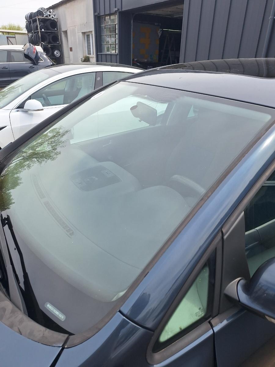 Geam parbriz fata VOLKSWAGEN GOLF PLUS 5M1, 521 2004 - 2013 2.0 TDI BMM