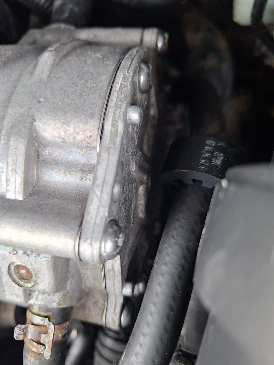 Pompa tandem VOLKSWAGEN GOLF PLUS 5M1, 521 2004 - 2013 2.0 TDI BMM BOSCH