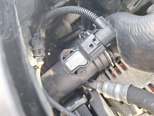 Senzor presiune turbo VOLKSWAGEN GOLF PLUS 5M1, 521 2004 - 2013 2.0 TDI BMM 038906051C