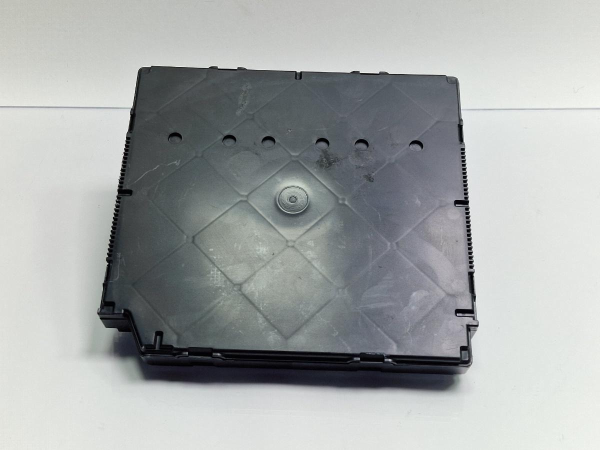 Modul confort VOLKSWAGEN JETTA IV 162, 163, AV3, AV2 2009 -> 1.2 TSI CBZB Continental 5K0937084H