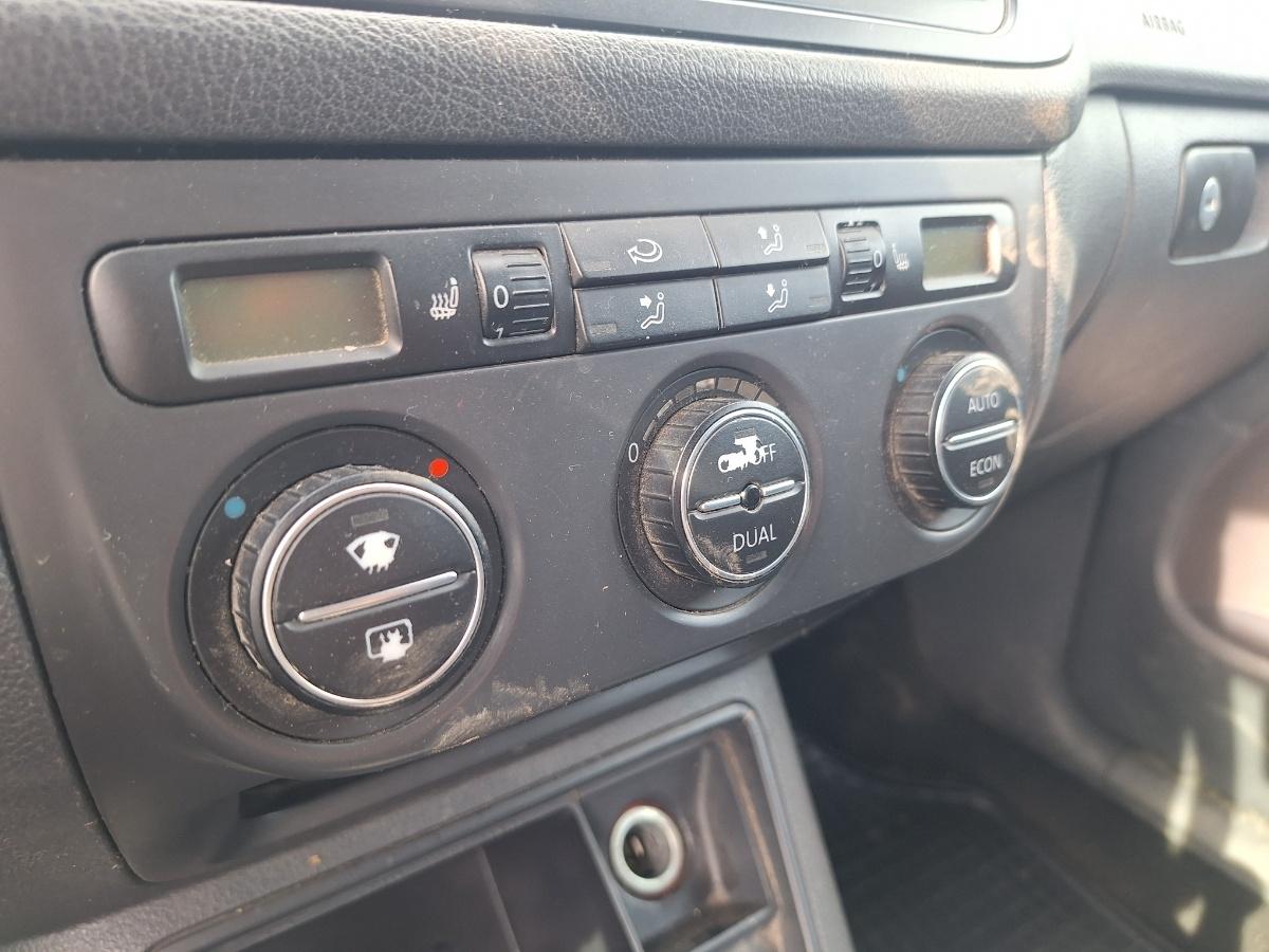 Panou Clima VOLKSWAGEN GOLF PLUS 5M1, 521 2007 2.0 TDI BMM 103KW|140HP 2007