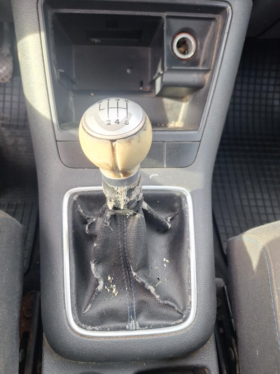 Nucă/manșon schimbător de viteze VOLKSWAGEN GOLF PLUS 5M1, 521 2007 2.0 TDI BMM 103KW|140HP 2007