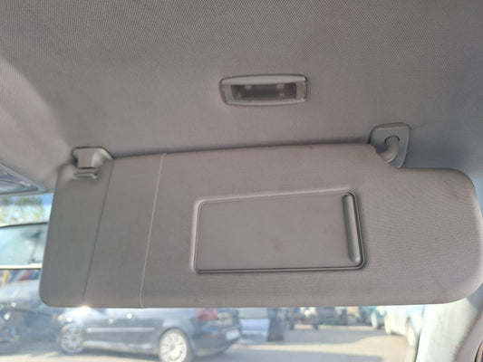 Parasolar dreapta VOLKSWAGEN GOLF PLUS 5M1, 521 2004 - 2013 2.0 TDI BMM