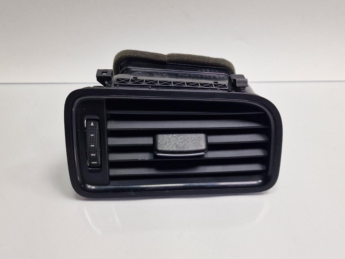 Grila ventilatie bord dreapta VOLKSWAGEN JETTA IV 162, 163, AV3, AV2 2009 -> 1.2 TSI CBZB 5C6819704