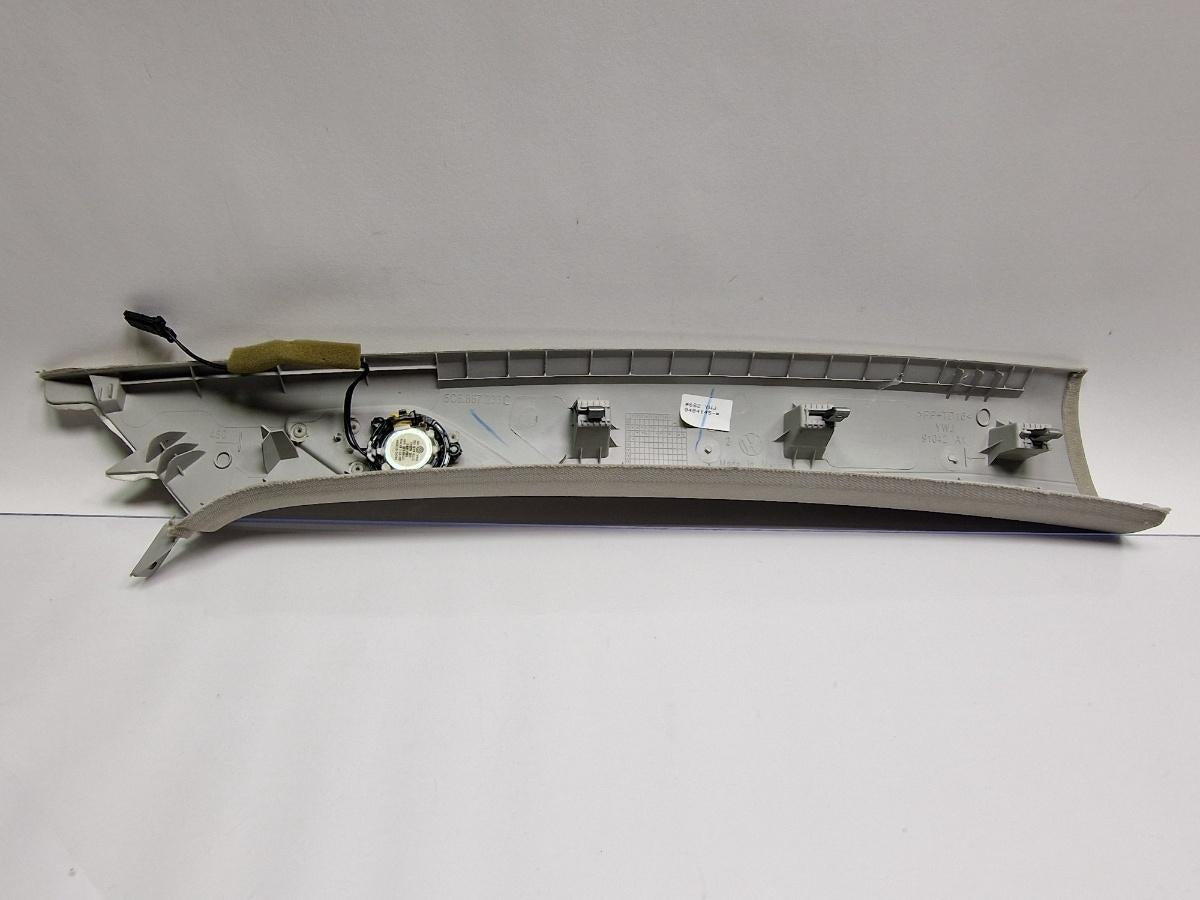 Ornament stalp parbriz stanga VOLKSWAGEN JETTA IV 162, 163, AV3, AV2 2009 -> 1.2 TSI CBZB 5C6867233C