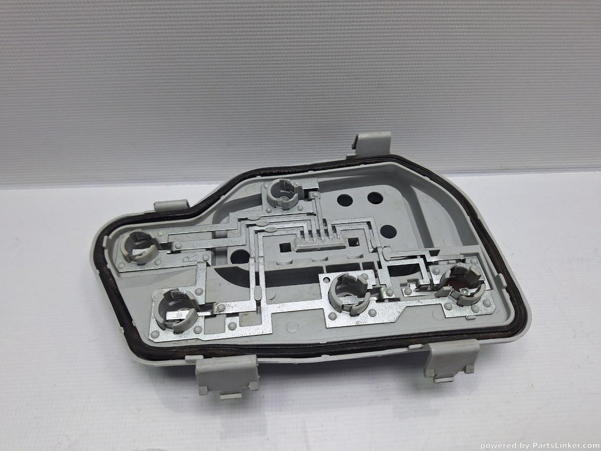 Lampa spate / Stop dreapta spate VOLKSWAGEN POLO 9N_ 2001 - 2012 16V AUA, BBY, BKY VAG 6Q6945258A