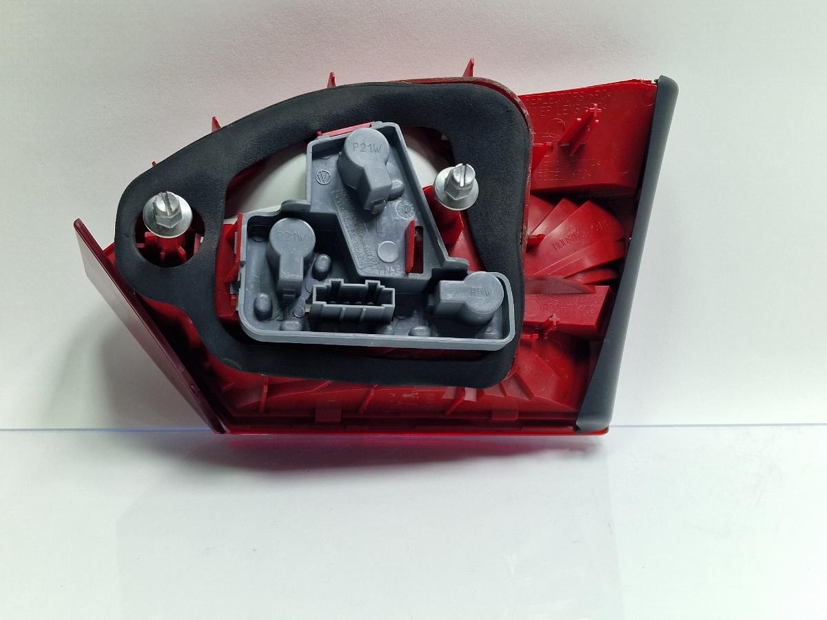 Stop de pe haion stanga VOLKSWAGEN JETTA IV 162, 163, AV3, AV2 2009 -> 1.2 TSI CBZB 5C6945093A