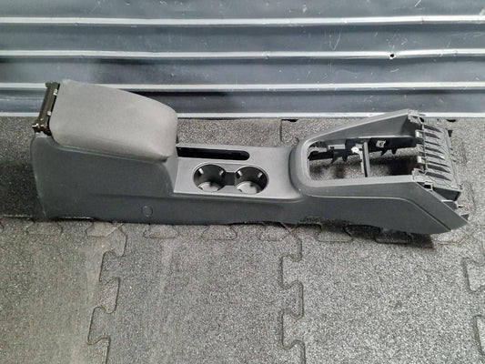 Consola centrala VOLKSWAGEN JETTA IV 162, 163, AV3, AV2 2009 -> 1.2 TSI CBZB 5C7863241C