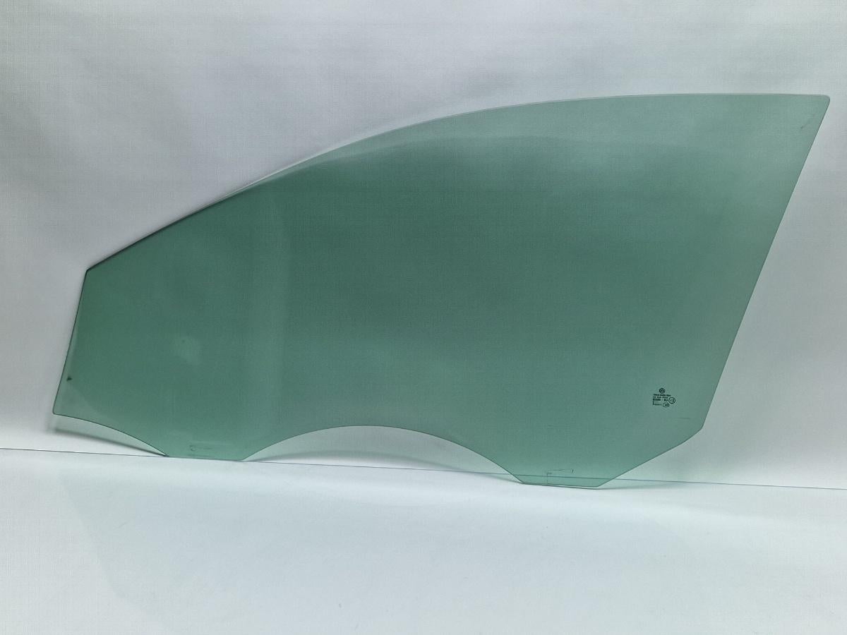 Geam usa dreapta fata VOLKSWAGEN JETTA IV 162, 163, AV3, AV2 2009 -> 1.2 TSI CBZB SAINT-GOBAIN 43R-004529 5C6845202