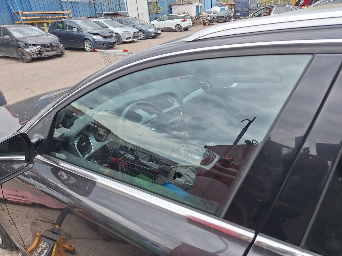 Geam portiera fata stanga AUDI A4 IV Avant 8K5, B8 2007 - 2015 2.0 TDI CAGA, CJCA, CMEA, CMFA