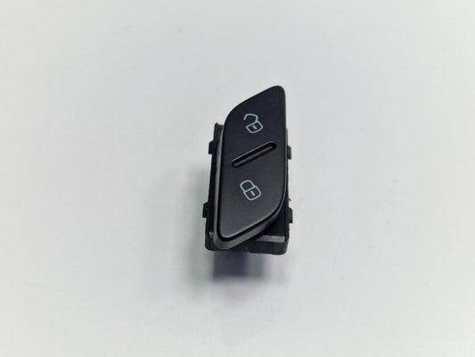 Buton inchidere centralizata VOLKSWAGEN JETTA IV 162, 163, AV3, AV2 2009 -> 1.2 TSI CBZB 5C6962125