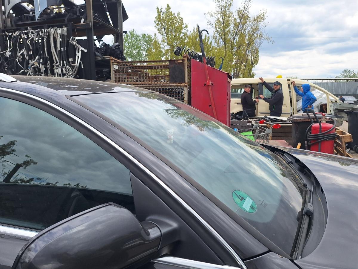Stalp montant A dreapta fata AUDI A4 IV Avant 8K5, B8 2007 - 2015 2.0 TDI CAGA, CJCA, CMEA, CMFA