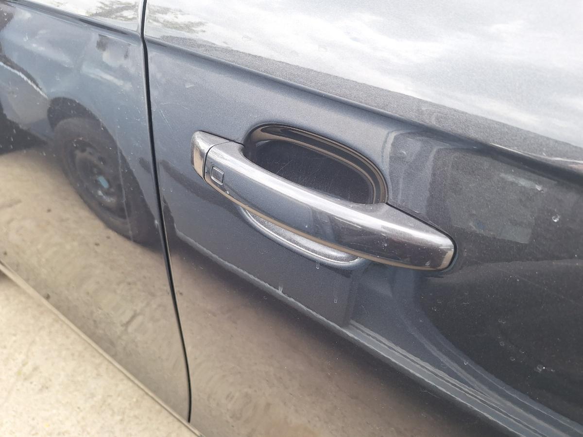 Maner exterior portiera fata dreapta AUDI A4 IV Avant 8K5, B8 2007 - 2015 2.0 TDI CAGA, CJCA, CMEA, CMFA