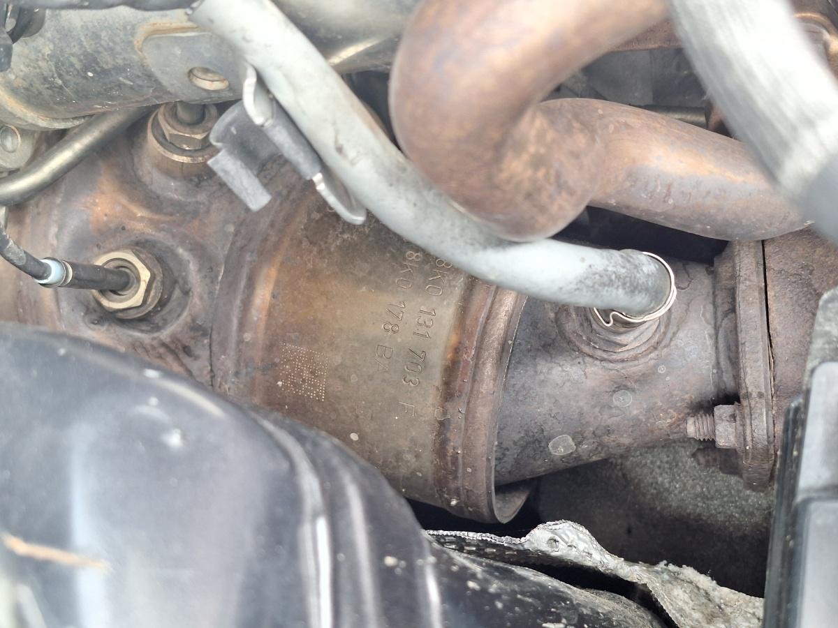 Filtru particule catalizator/FAP/DPF AUDI A4 IV Avant 8K5, B8 2007 - 2015 2.0 TDI CAGA, CAHA , CAG , CAH 8K0131703F