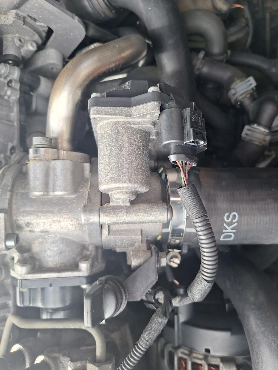 Clapetă de accelerație electrică AUDI A4 IV Avant 8K5, B8 2010 2.0 TDI CAGA 105KW|143HP 2010