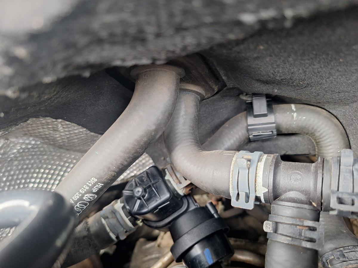 Furtun apa AUDI A4 IV Avant 8K5, B8 2010 2.0 TDI CAGA 105KW|143HP 2010