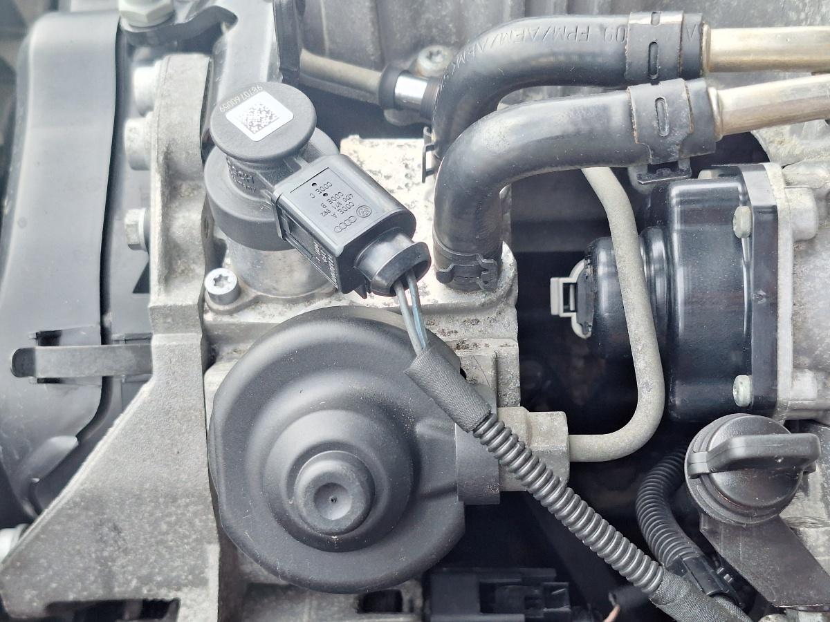 Kit injectie pompa + rampa+injectoare AUDI A4 IV Avant 8K5, B8 2007 - 2012 2.0 TDI CAGA 03L130755