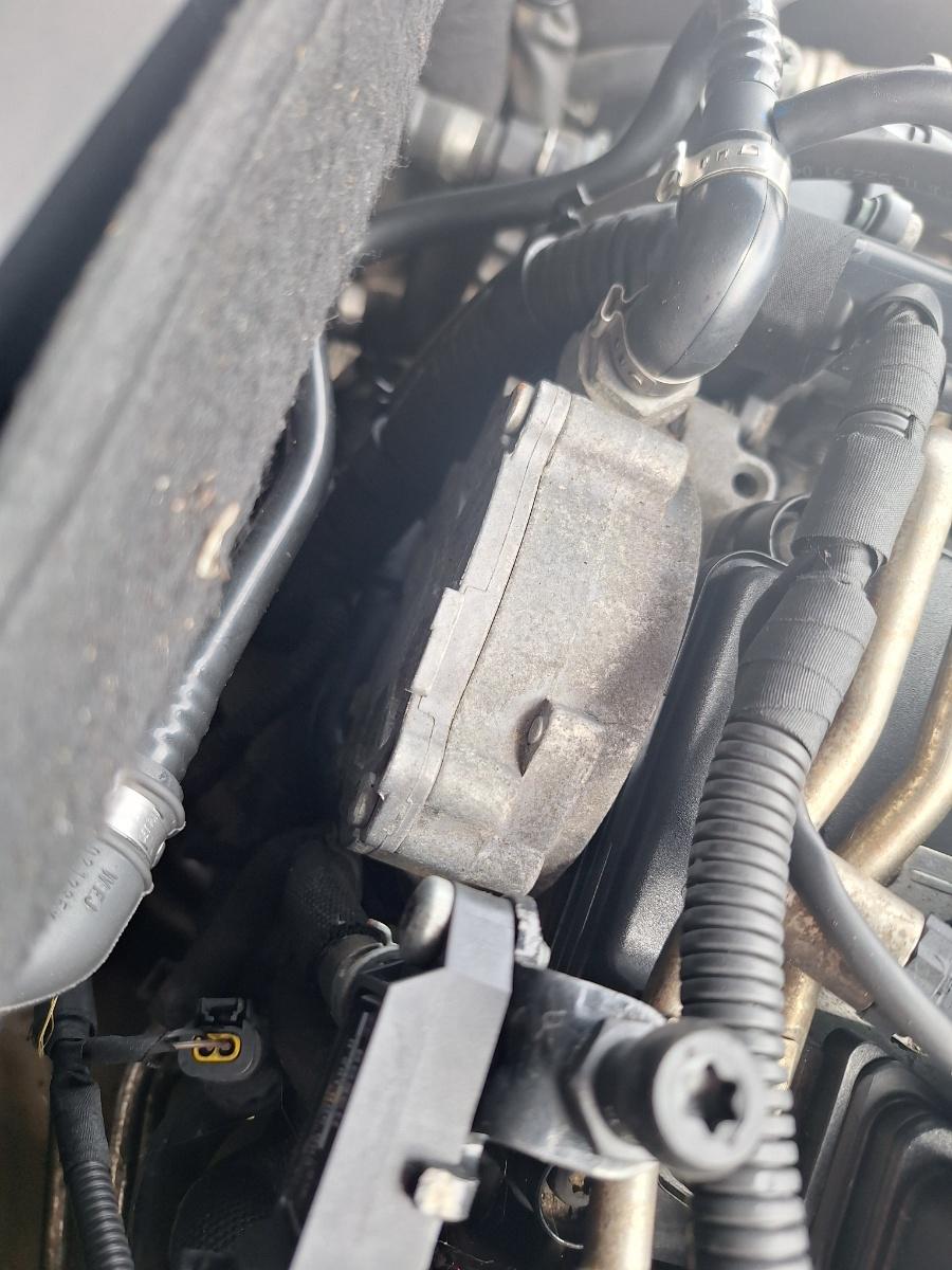 Pompă de vacuum AUDI A4 IV Avant 8K5, B8 2010 2.0 TDI CAGA 105KW|143HP 2010