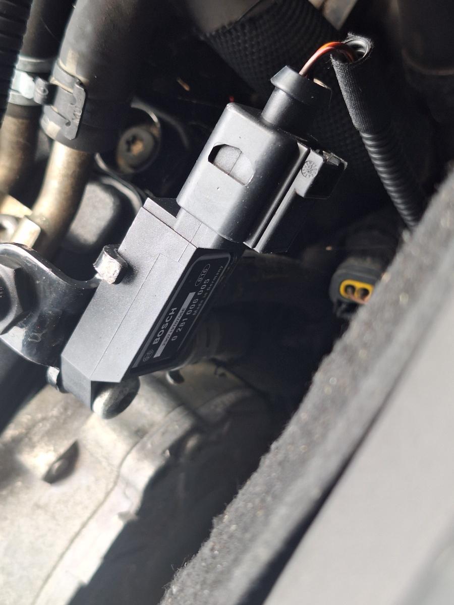 Senzor de presiune gaze de eșapament AUDI A4 IV Avant 8K5, B8 2010 2.0 TDI CAGA 105KW|143HP 2010