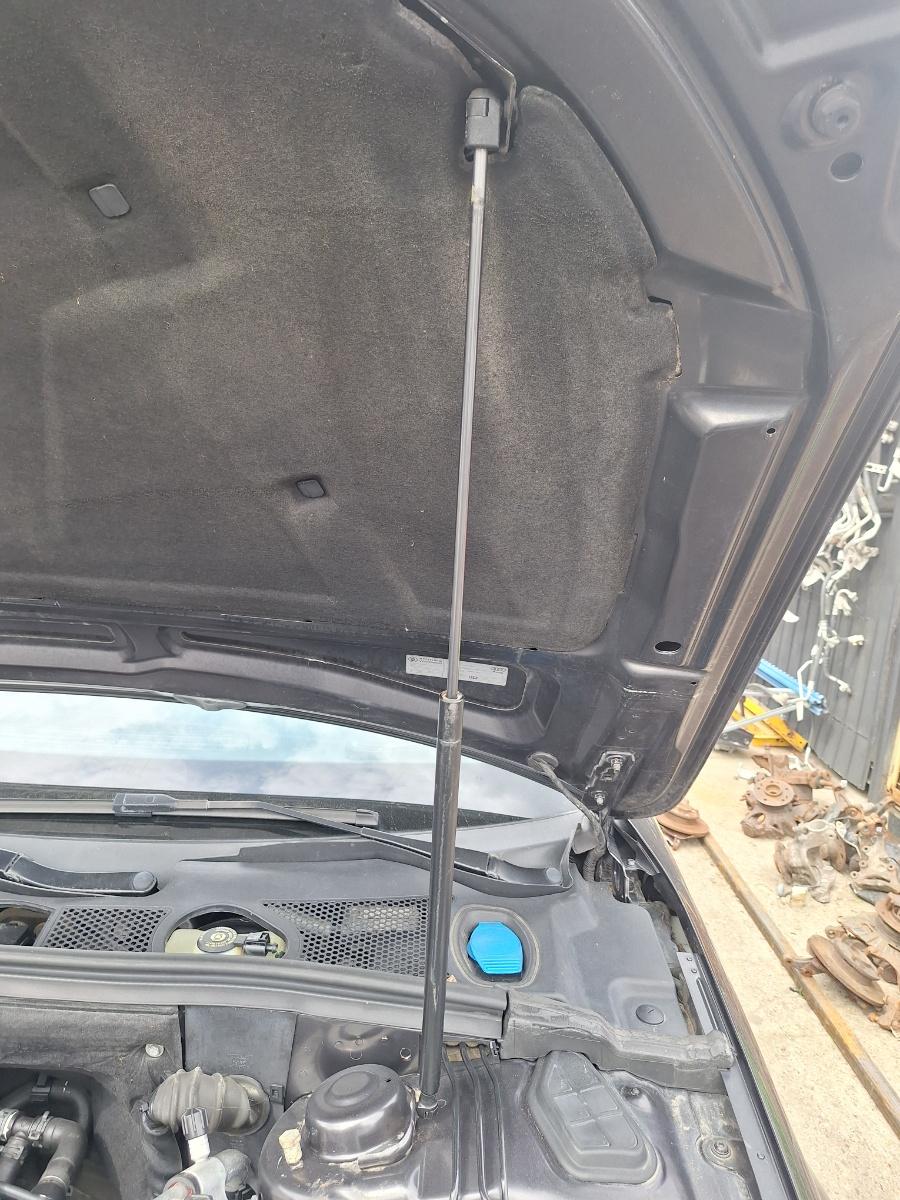 Amortizor capotă față AUDI A4 IV Avant 8K5, B8 2010 2.0 TDI CAGA 105KW|143HP 2010
