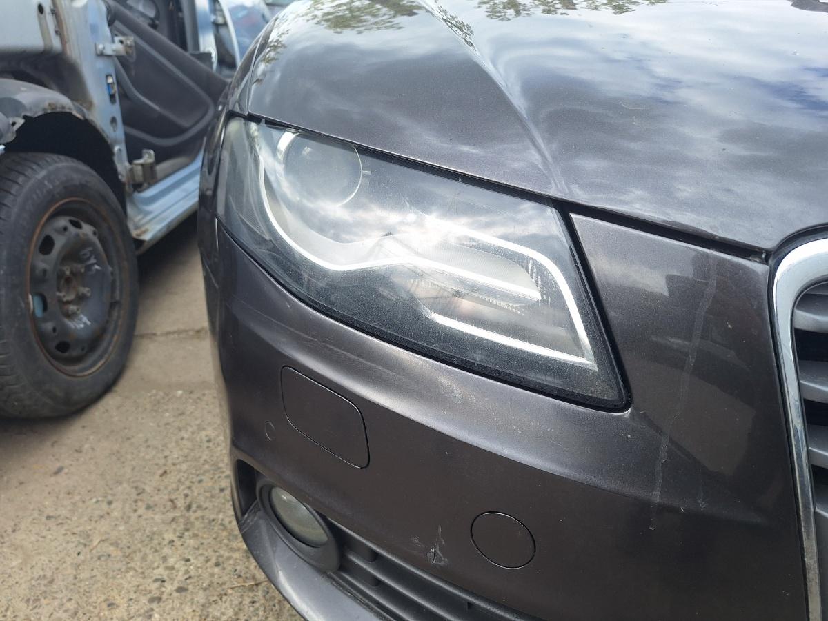 Far dreapta cu xenon LED si lupa AUDI A4 IV Avant 8K5, B8 2007 - 2011