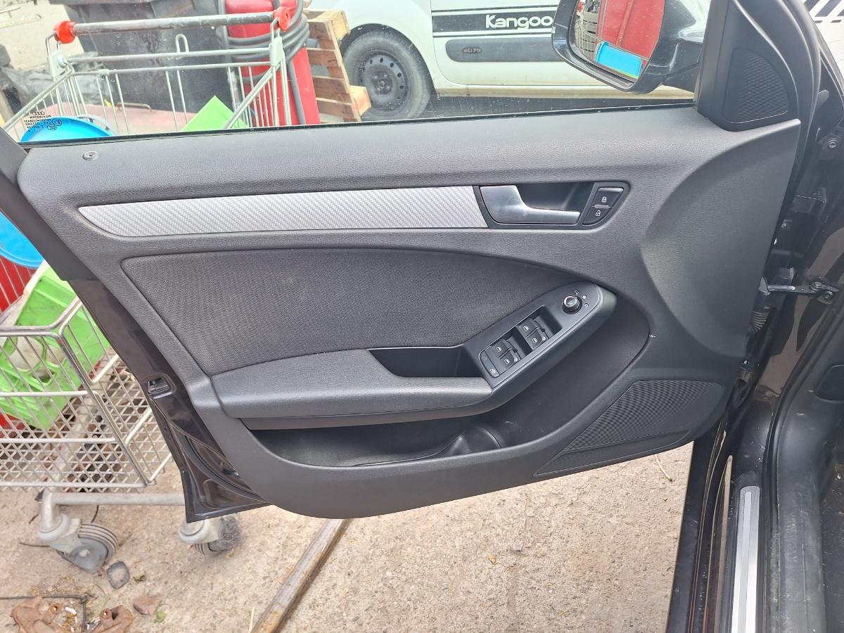Tapiterie panou portiera fata stanga AUDI A4 IV Avant 8K5, B8 2007 - 2015 2.0 TDI CAGA, CJCA, CMEA, CMFA