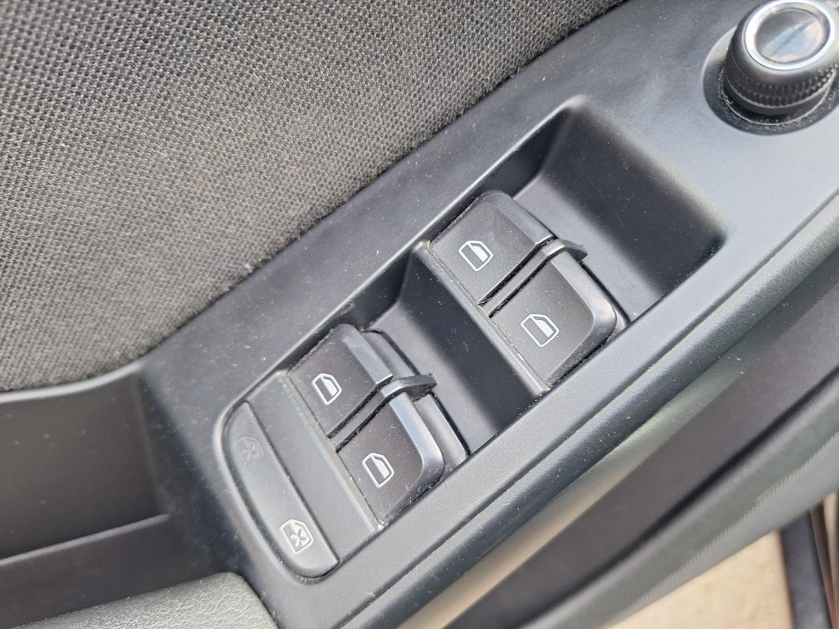 Butoane geamuri electrice AUDI A4 IV Avant 8K5, B8 2007 - 2015 2.0 TDI CAGA, CJCA, CMEA, CMFA