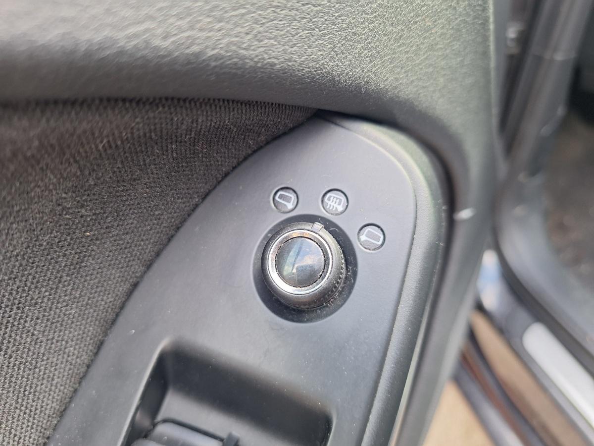 Buton reglaj oglindă laterală AUDI A4 IV Avant 8K5, B8 2010 2.0 TDI CAGA 105KW|143HP 2010