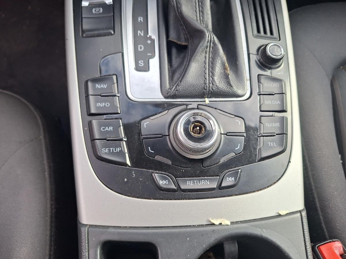 Unitate de control consola centrala MMI AUDI A4 IV Avant 8K5, B8 2007 - 2015 2.0 TDI CAGA, CJCA, CMEA, CMFA