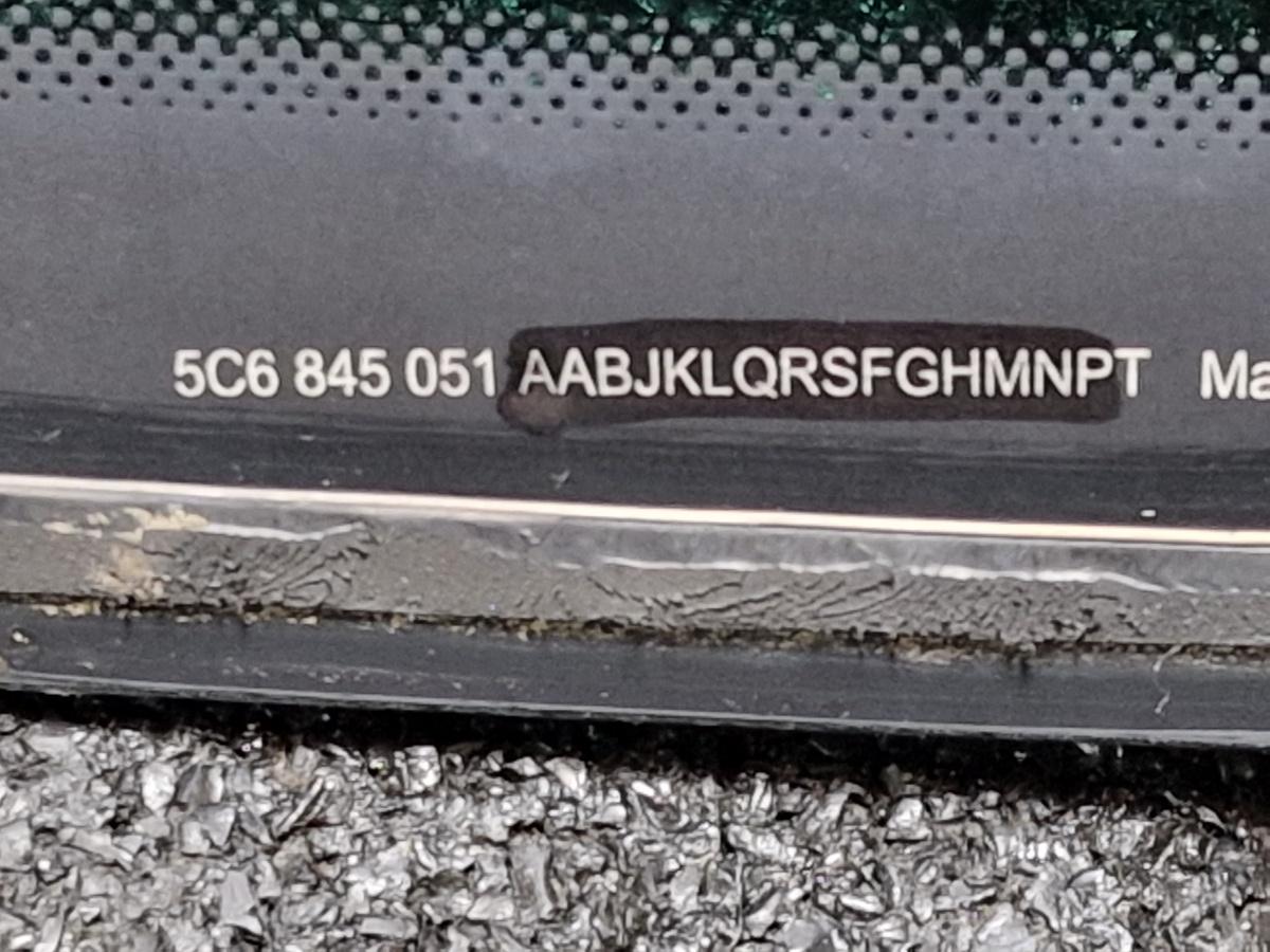 Luneta spate VOLKSWAGEN JETTA IV 162, 163, AV3, AV2 2009 -> 1.2 TSI CBZB 5C6845051