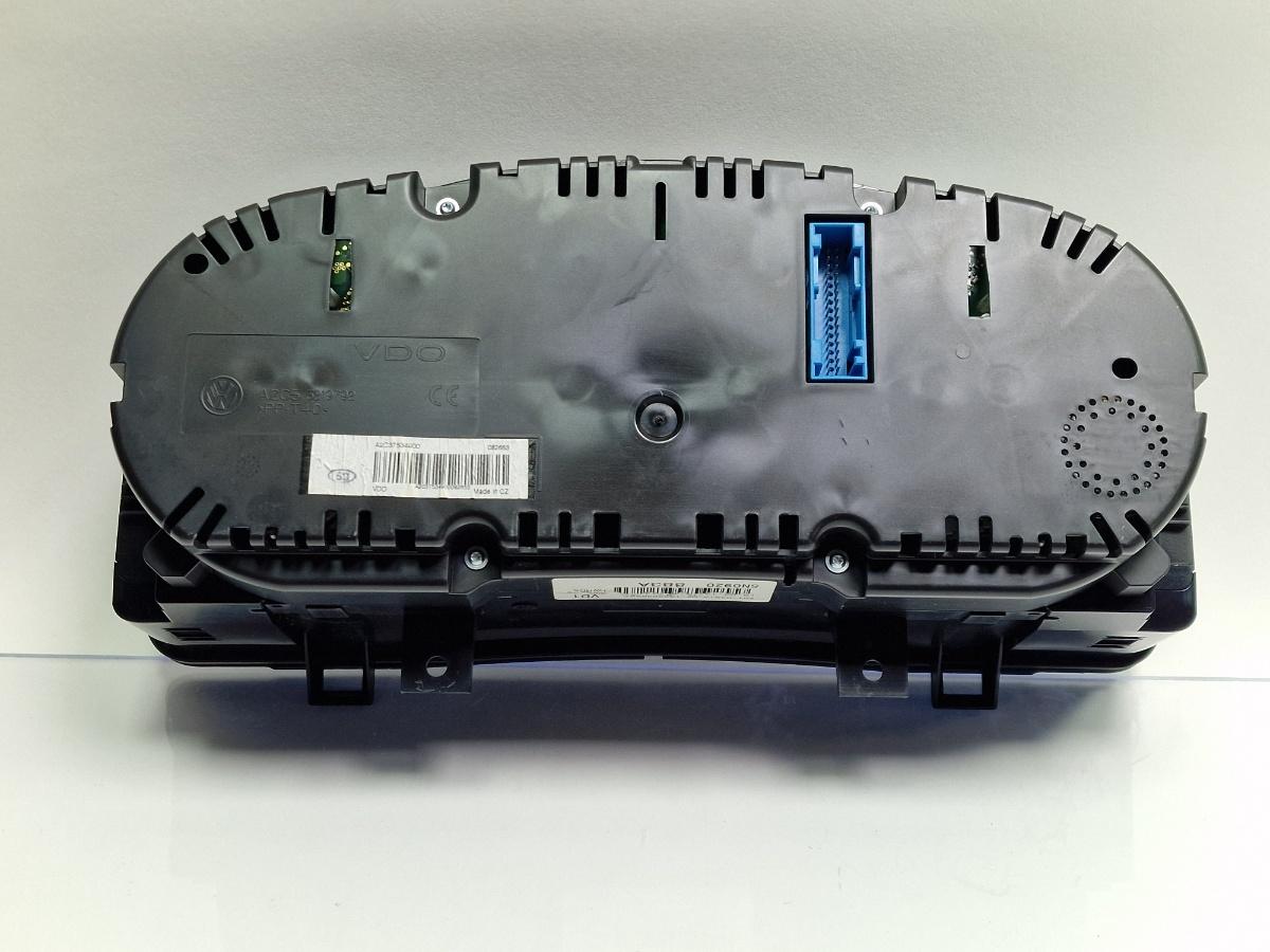 Ceasuri bord VOLKSWAGEN TIGUAN 5N_ 2007 -> 2.0 TDI CBAB, CFFB VDO 5N0920883A