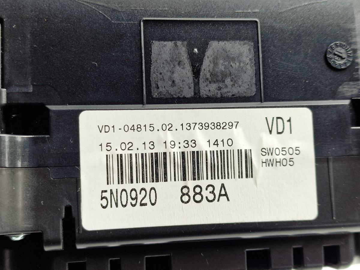 Ceasuri bord VOLKSWAGEN TIGUAN 5N_ 2007 -> 2.0 TDI CBAB, CFFB VDO 5N0920883A