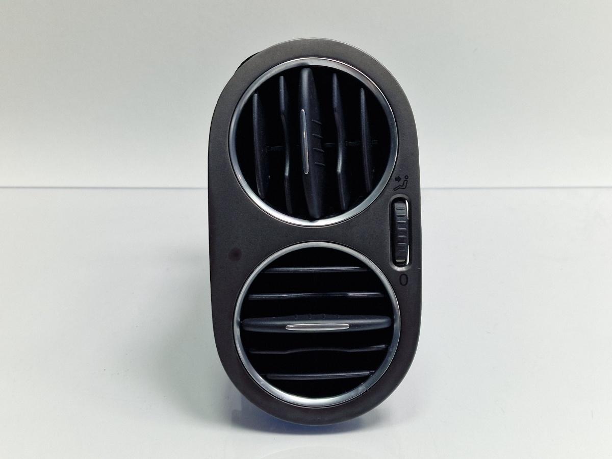 Grila ventilatie laterala panou bord stanga VOLKSWAGEN TIGUAN 5N_ 2007 -> 2.0 TDI 4motion CBAB, CFFB, CLJA 5M0819709