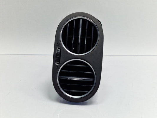 Grila ventilatie laterala panou bord dreapta VOLKSWAGEN TIGUAN 5N_ 2007 -> 2.0 TDI 4motion CBAB, CFFB, CLJA 5N0819704A