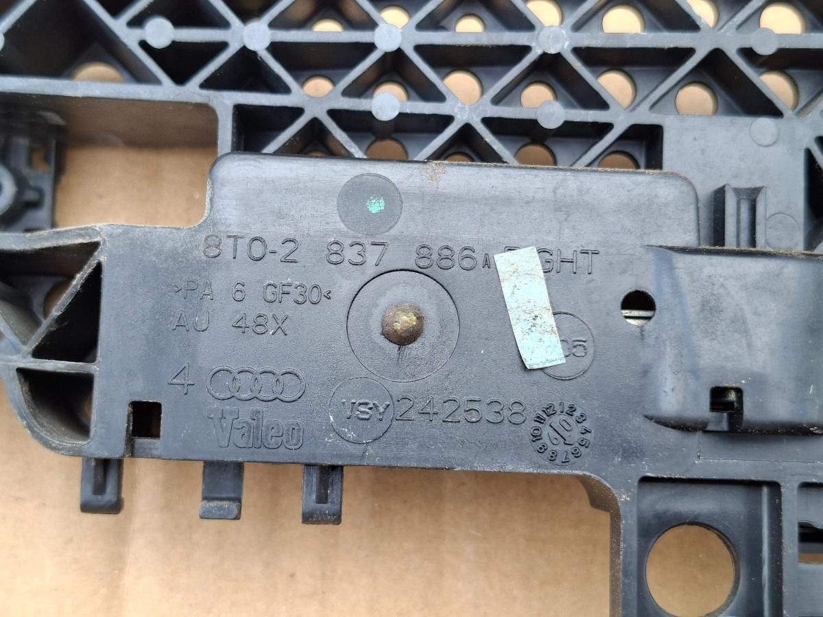 Maner/suport exterior portiera spate dreapta AUDI A4 IV Avant 8K5, B8 2007 - 2015 2.0 TDI CAGA, CJCA, CMEA, CMFA 8T0837886A