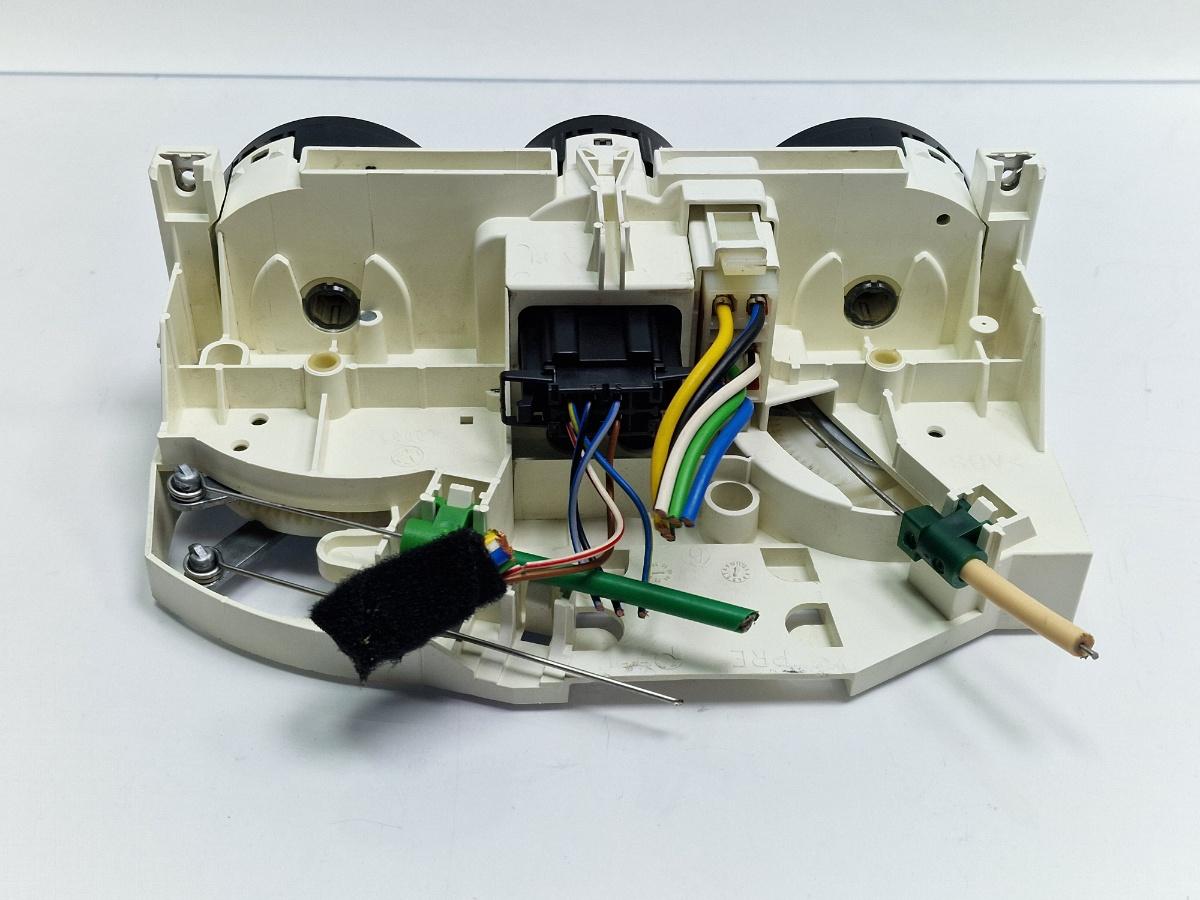 Panou clima VOLKSWAGEN LUPO 6X1, 6E1 1998 - 2005 1.0 1.0 1.0 AER, ALD, ALL, ANV, AUC 1J0819045F