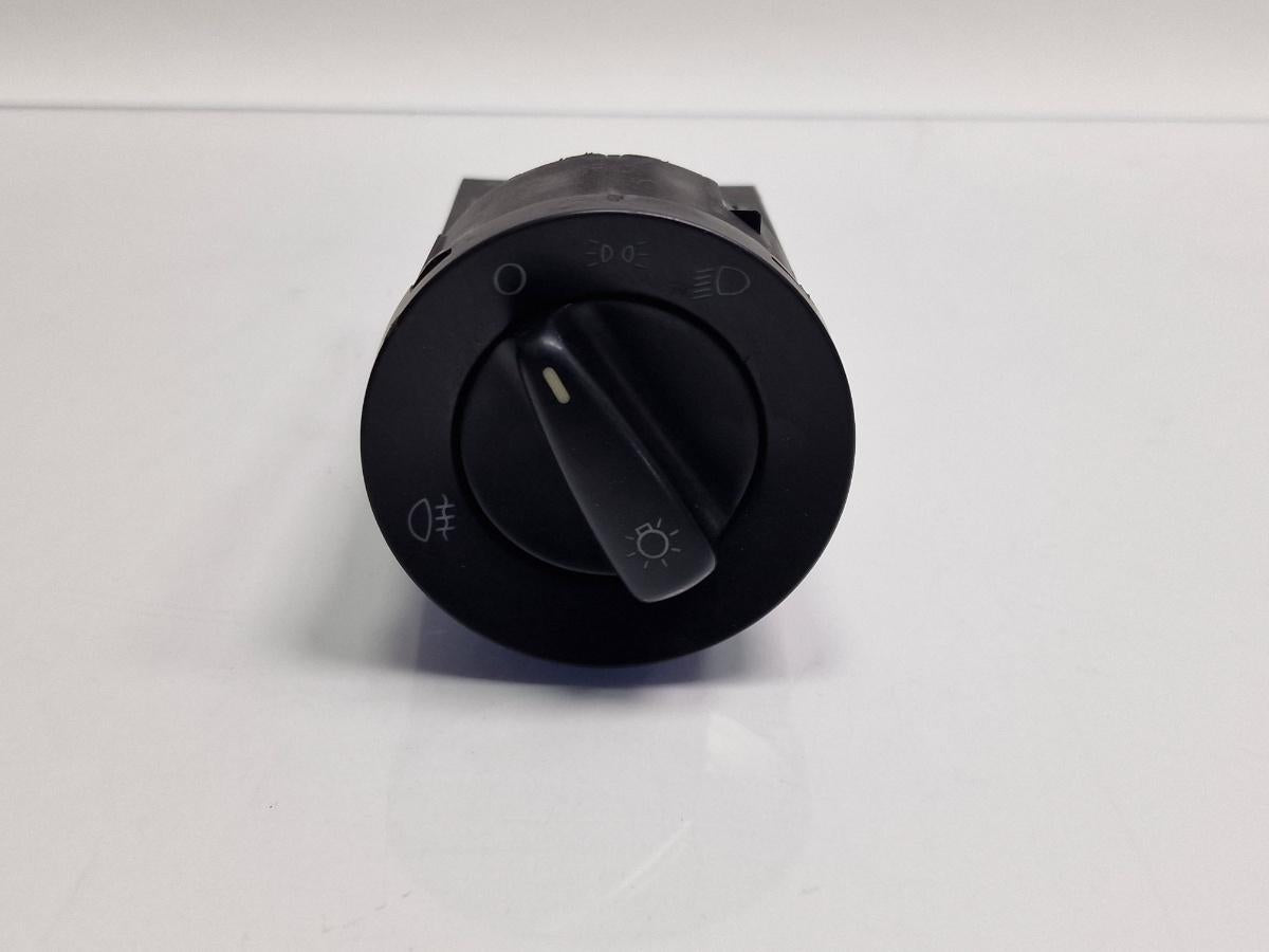 Bloc lumini VOLKSWAGEN LUPO 6X1, 6E1 1998 - 2005 1.0 1.0 1.0 AER, ALD, ALL, ANV, AUC 1C0941531