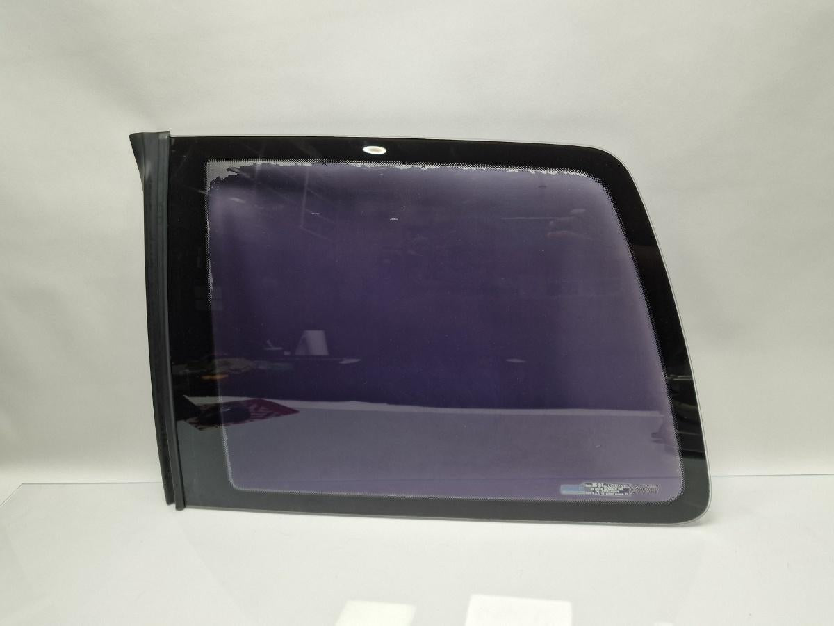 Geam fix lateral stanga spate VOLKSWAGEN LUPO 6X1, 6E1 1998 - 2005 1.0 1.0 1.0 AER, ALD, ALL, ANV, AUC 6X3845041J