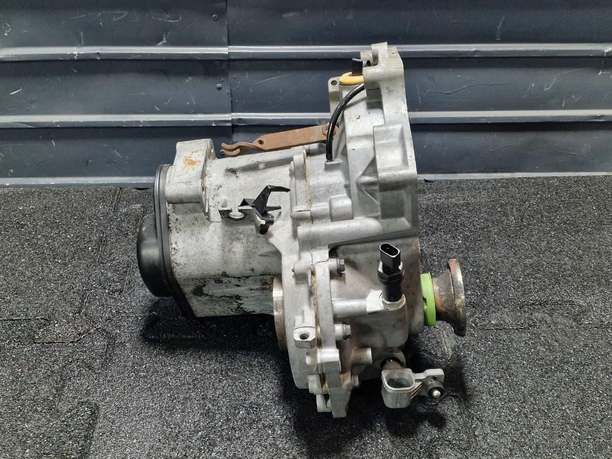 Cutie de viteze manuala 5 trepte VOLKSWAGEN LUPO 6X1, 6E1 1998 - 2005 1.0 1.0 1.0 AER, ALD, ALL, ANV, AUC ESY