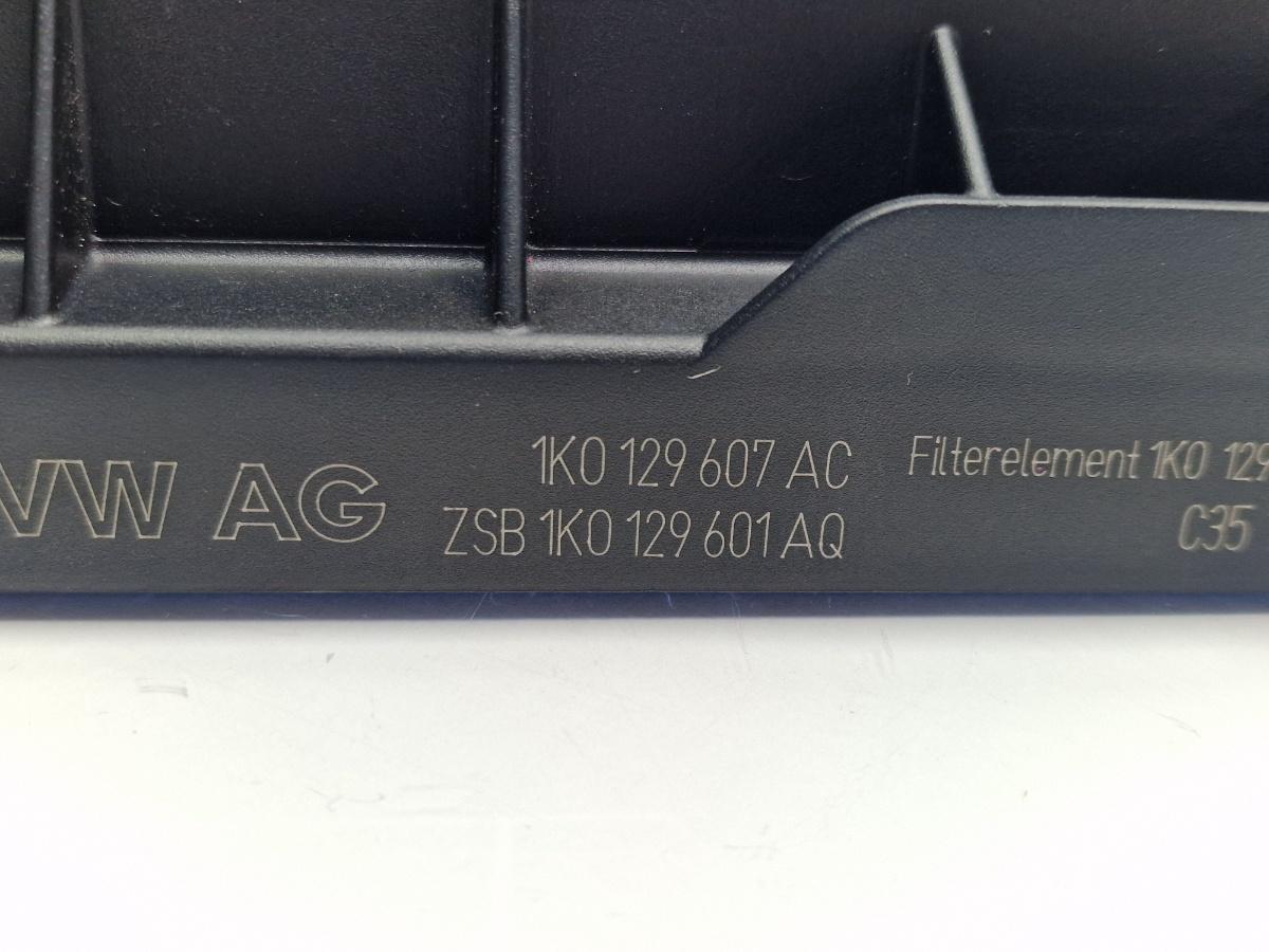Capac carcasa filtru aer VOLKSWAGEN GOLF VI 5K1 2008 - 2013 1.4 TSI CAXA 1K0129607AC